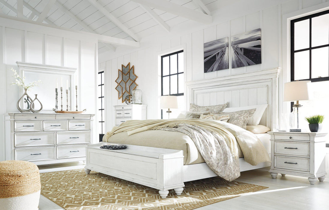 Kanwyn Bed with Storage Bench